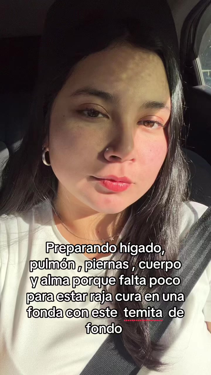 @valeee_rojas