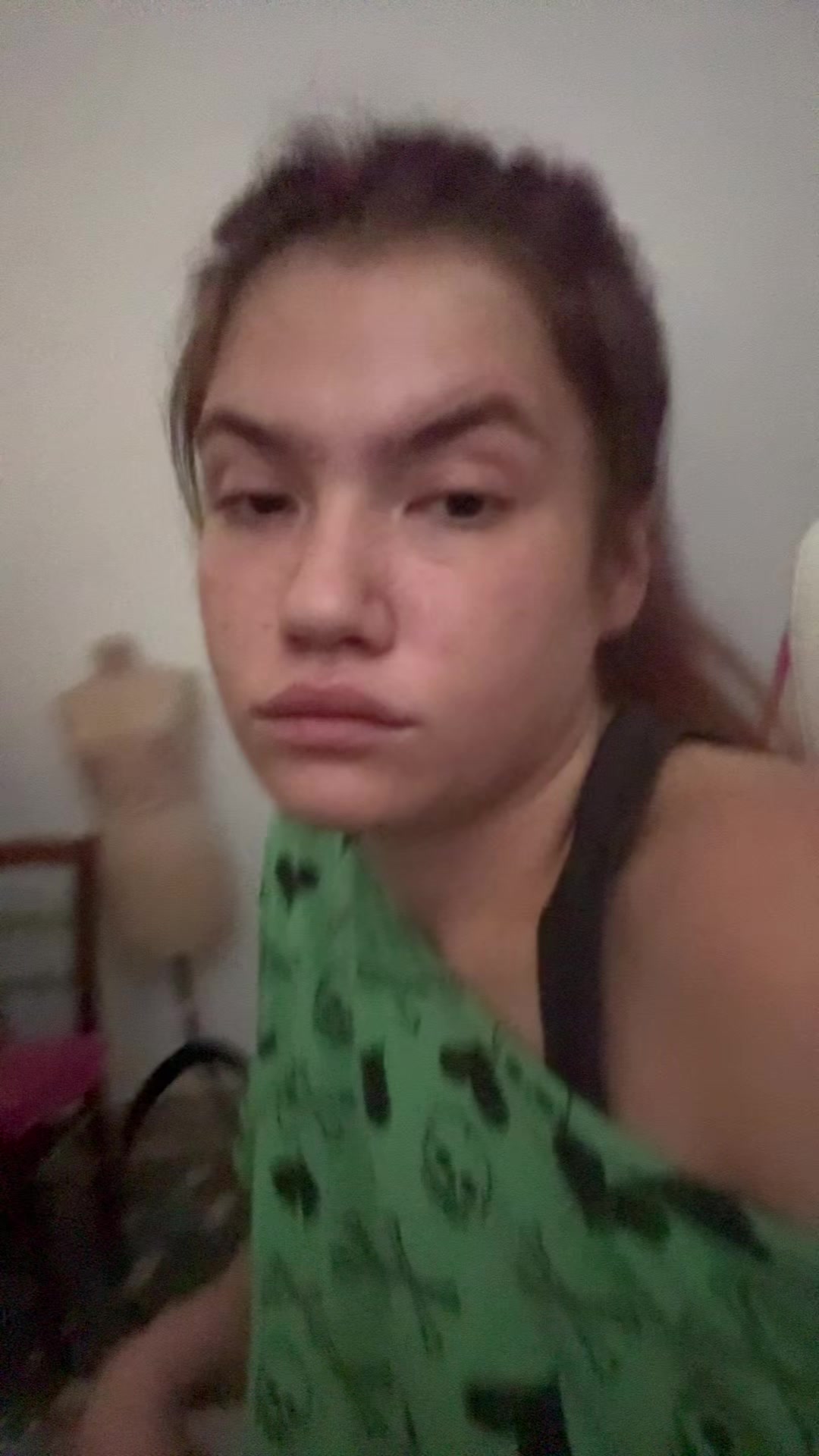 @Frehushh