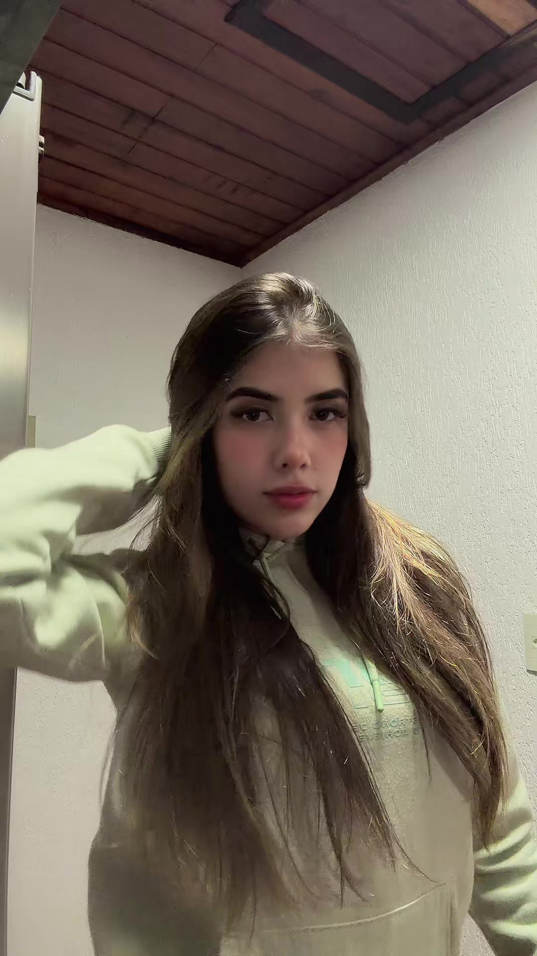 @Lo