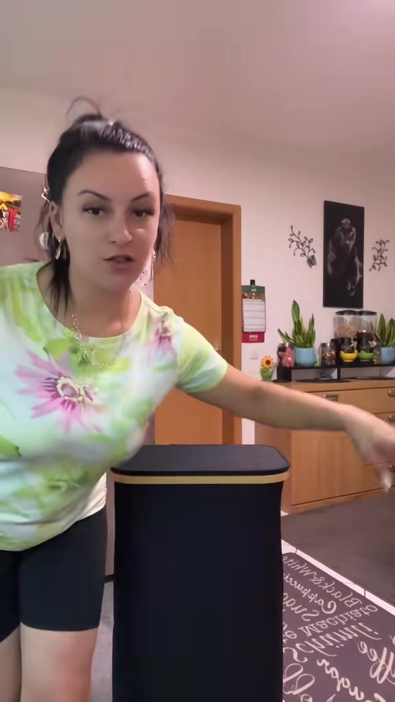 @AnaMaria