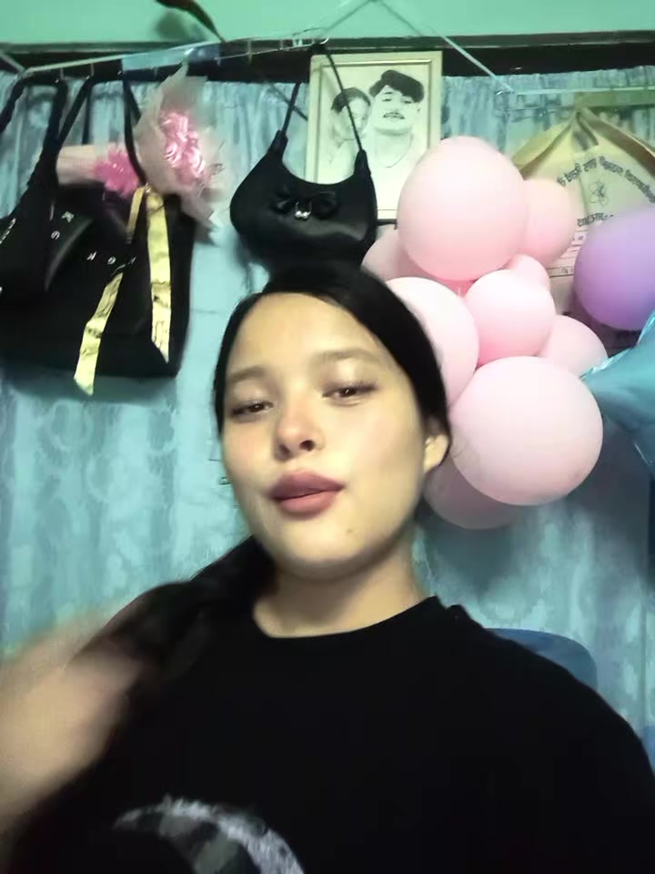 @Janu🕊️🌸