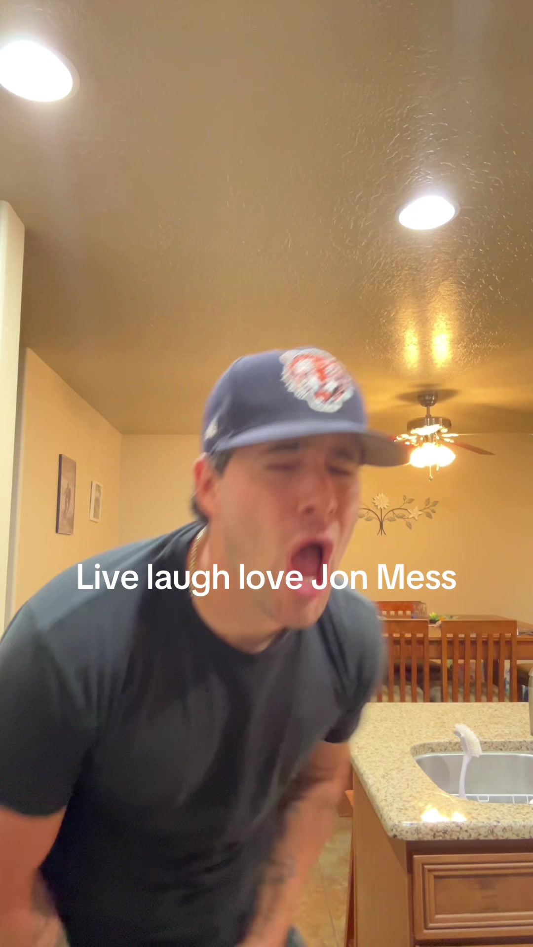 @CARSONGOESPUNK