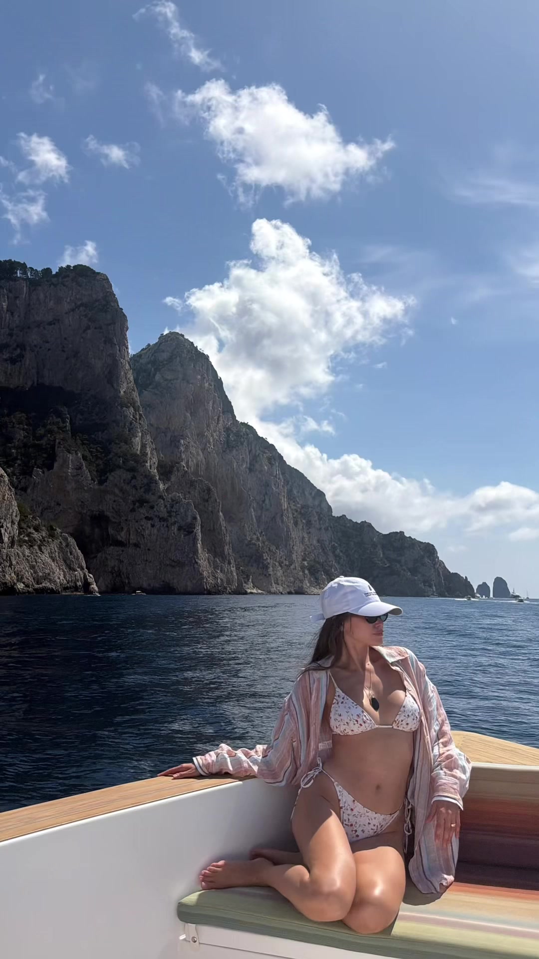 @valerialipovetsky
