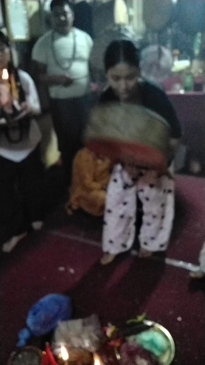 @संगिता थीङ