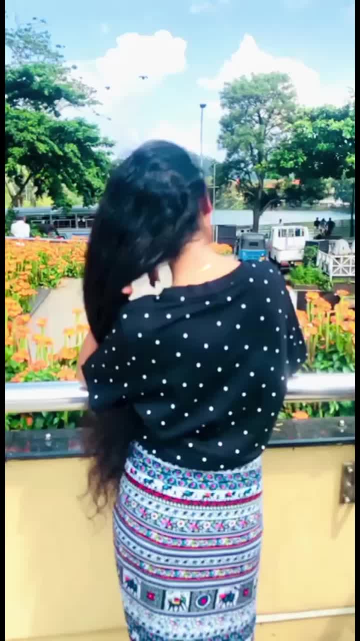@Divya😻Crazy Girl💫