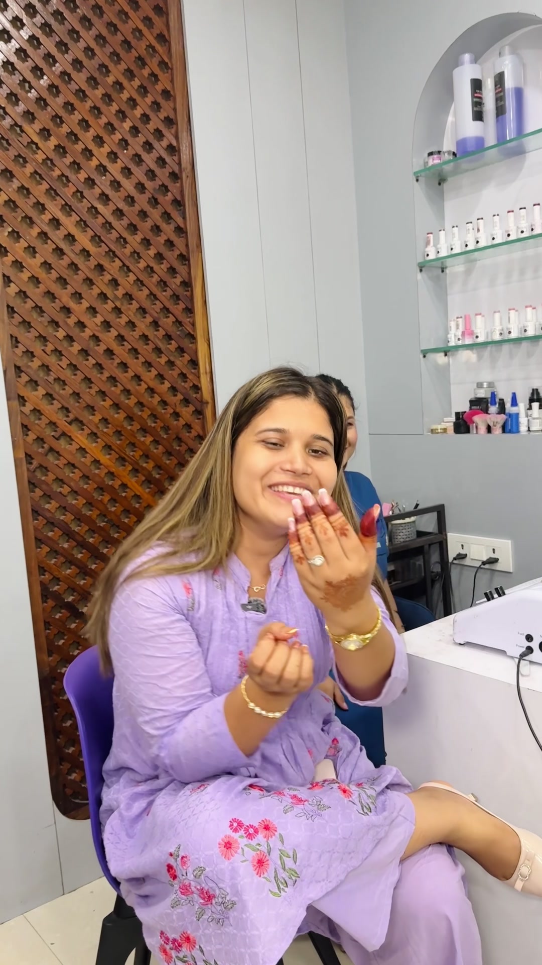 @Monika Unisex Salon & Academy