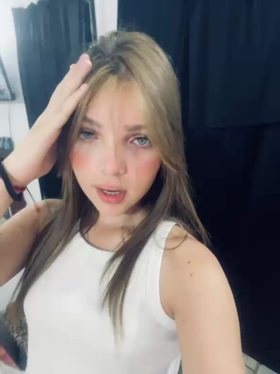 @👤