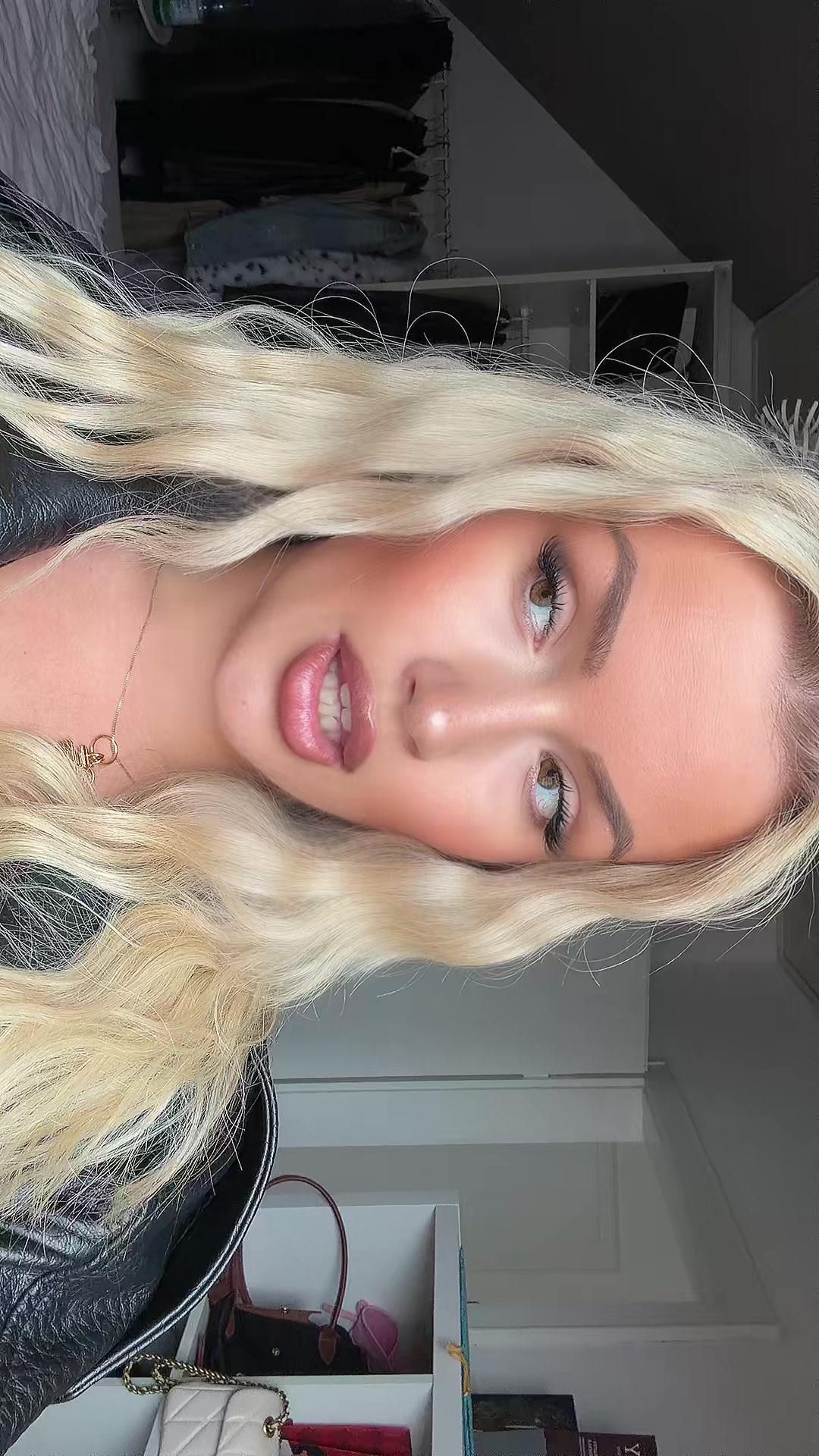 @K i r a🖤