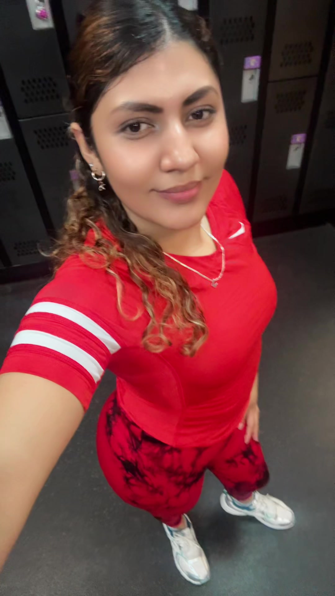 @Valentina morenita