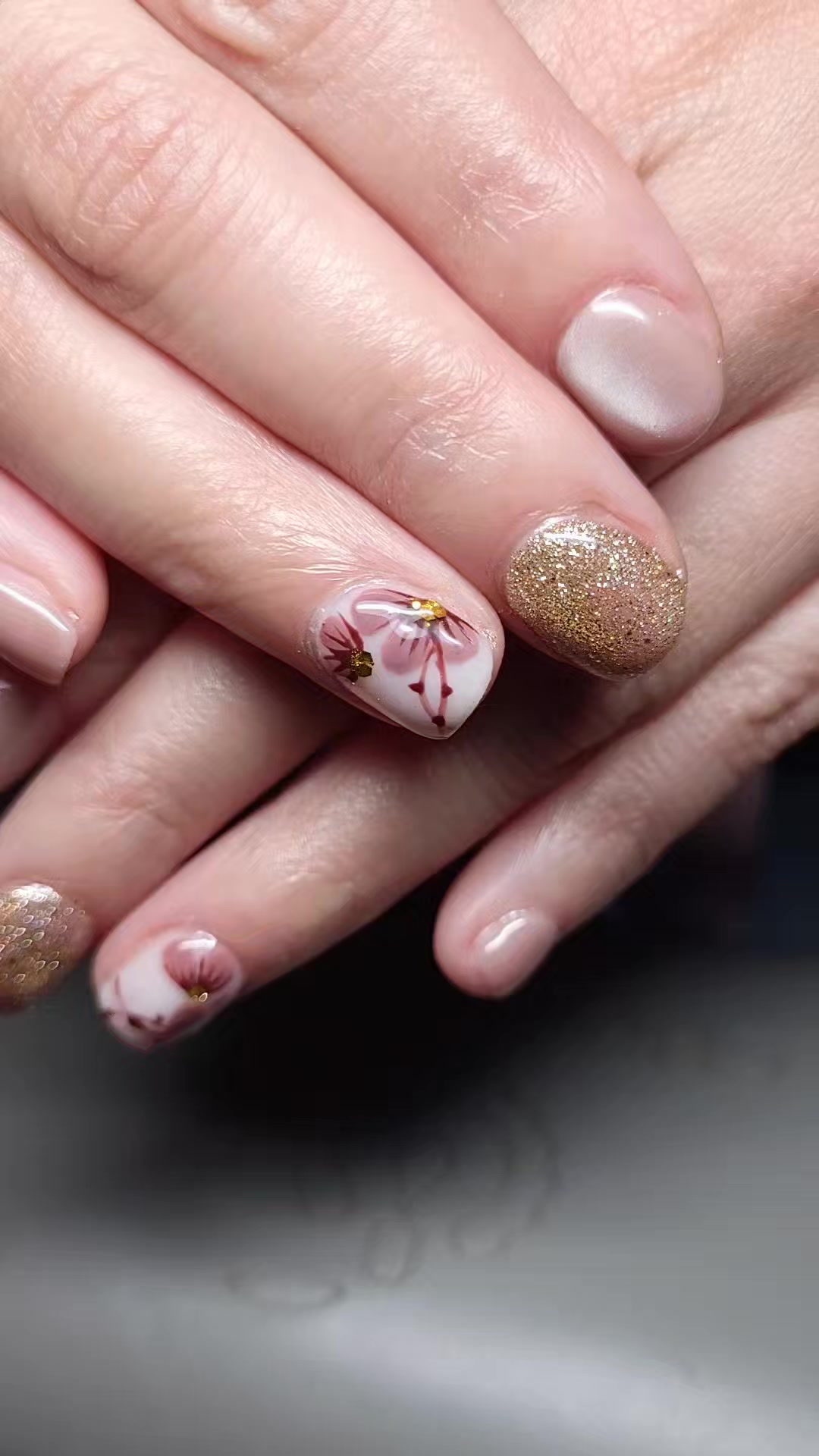 @Manicure Pedicure Em