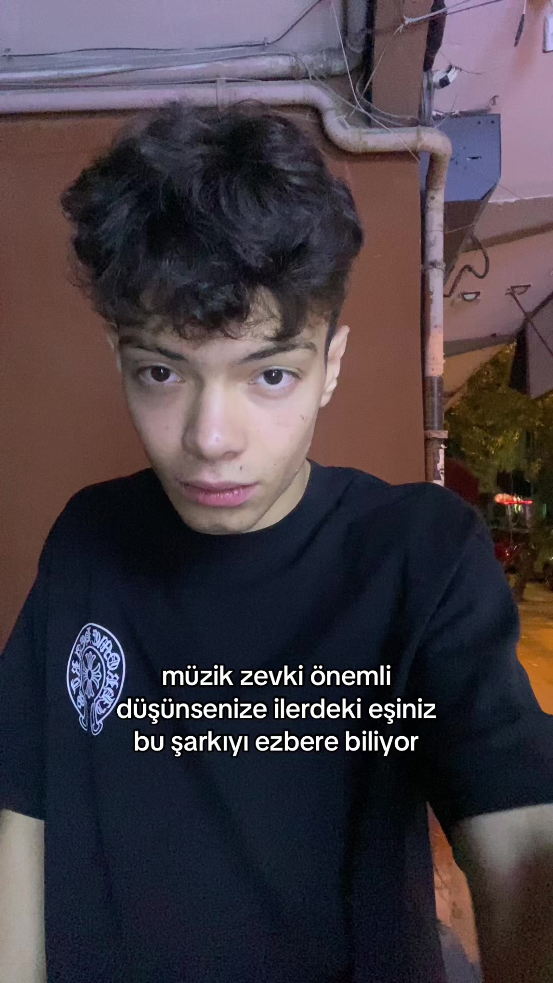 @𝒆𝒇𝒆