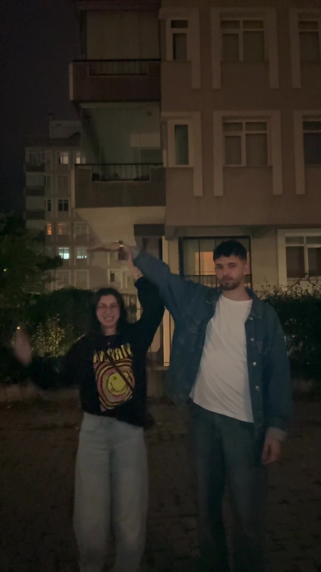 @Açelya~