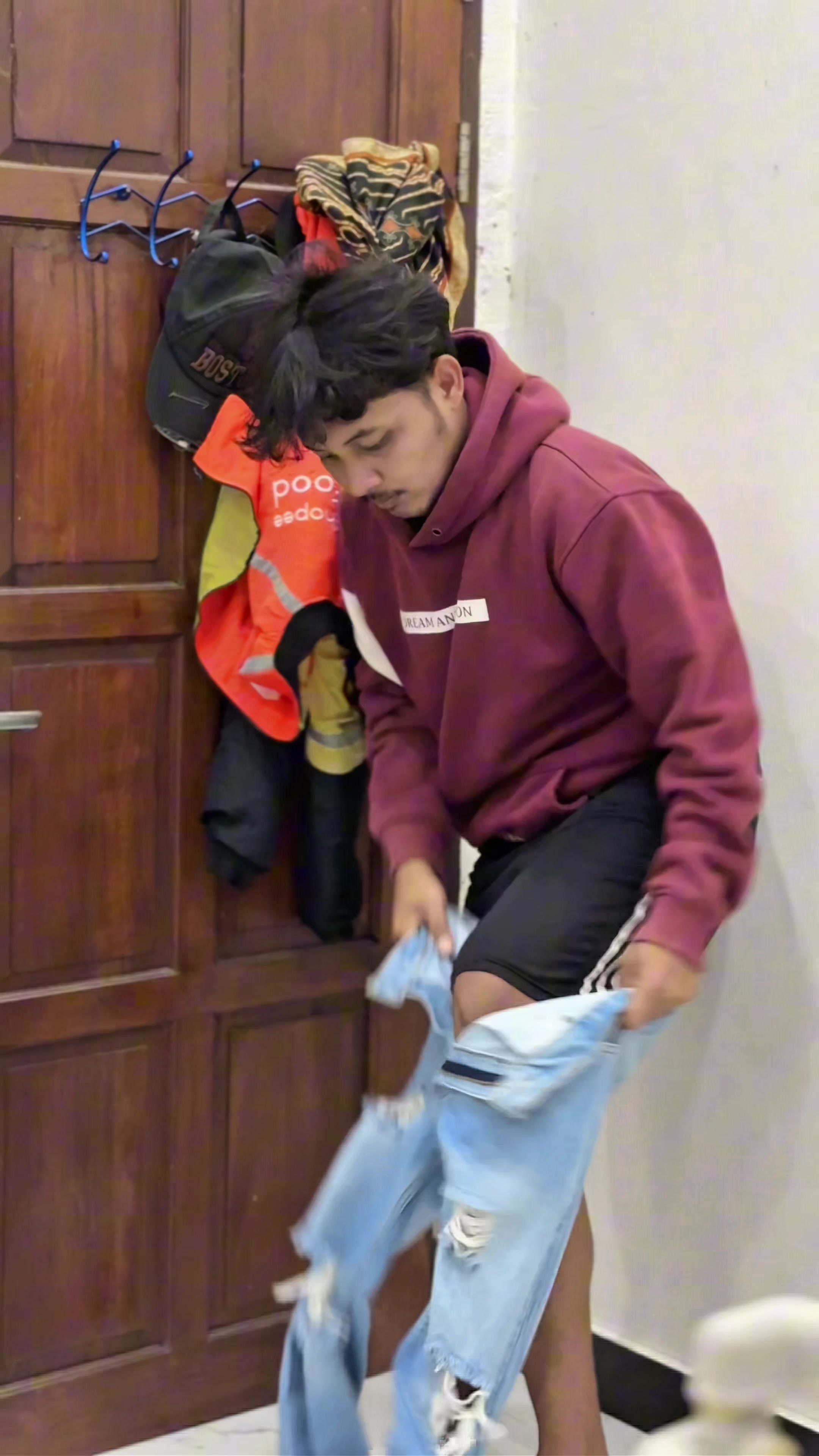 @Zubay09