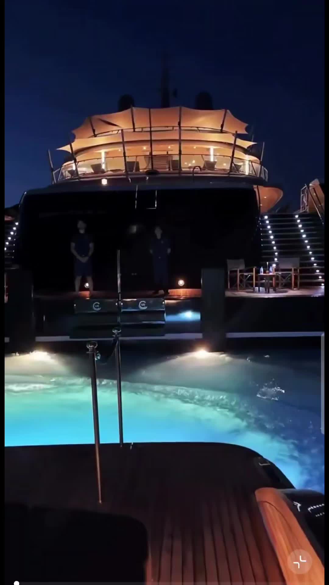 @tik🌠