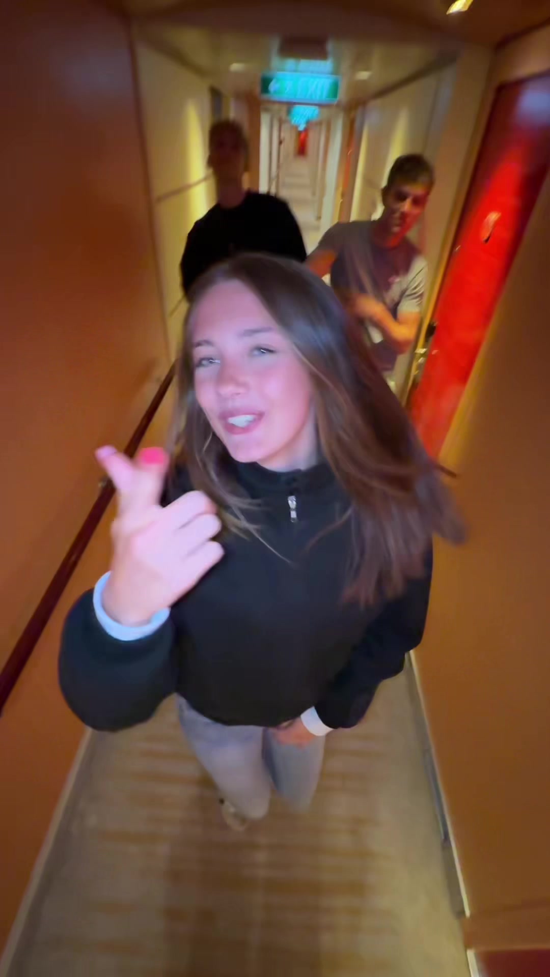 @mariella