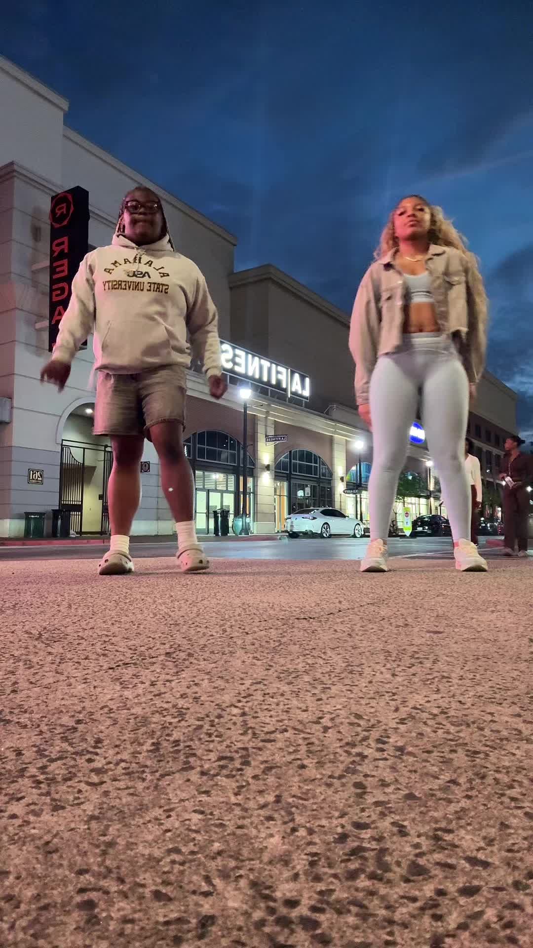 @SJ
