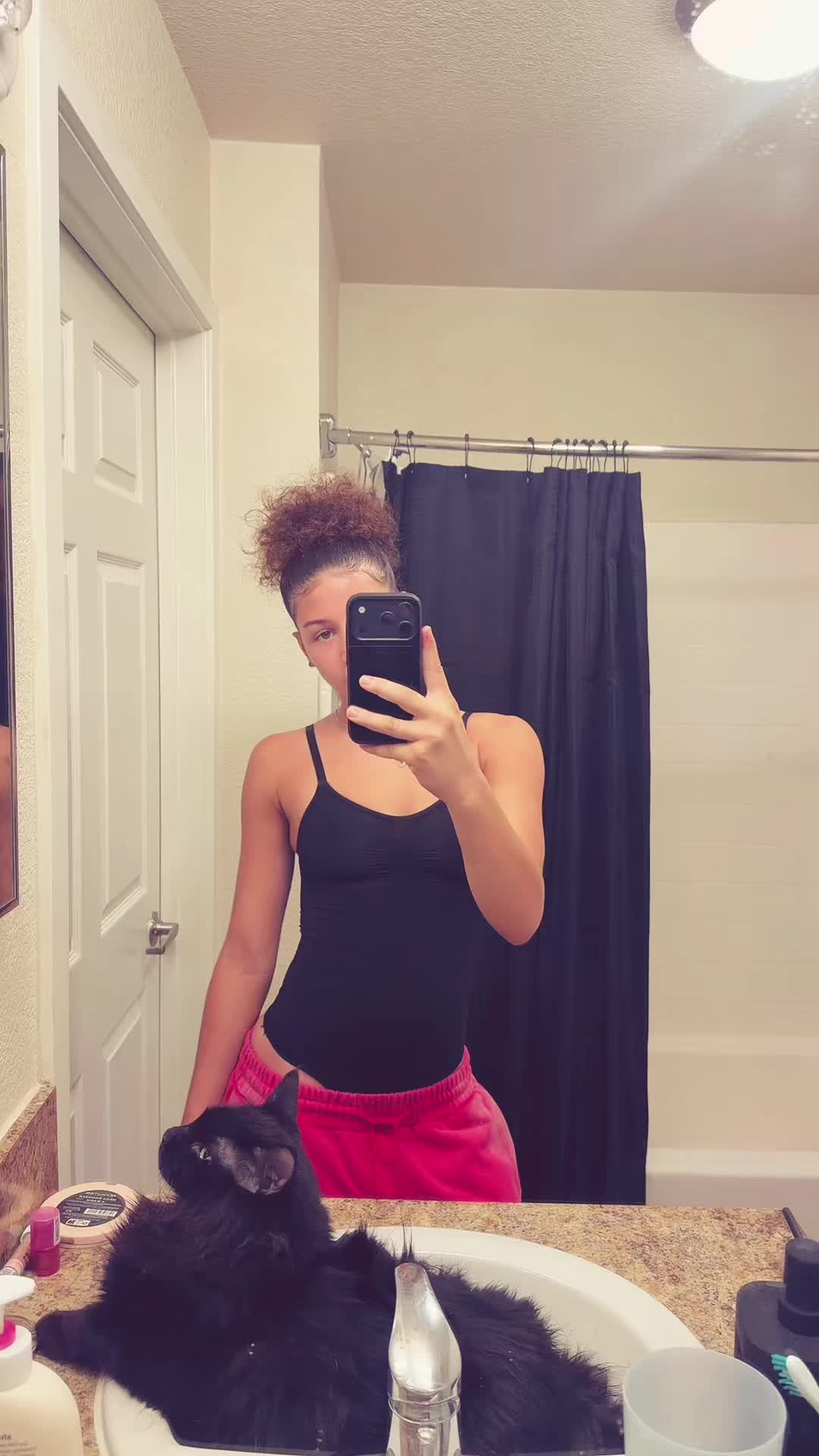 @Kyanaa
