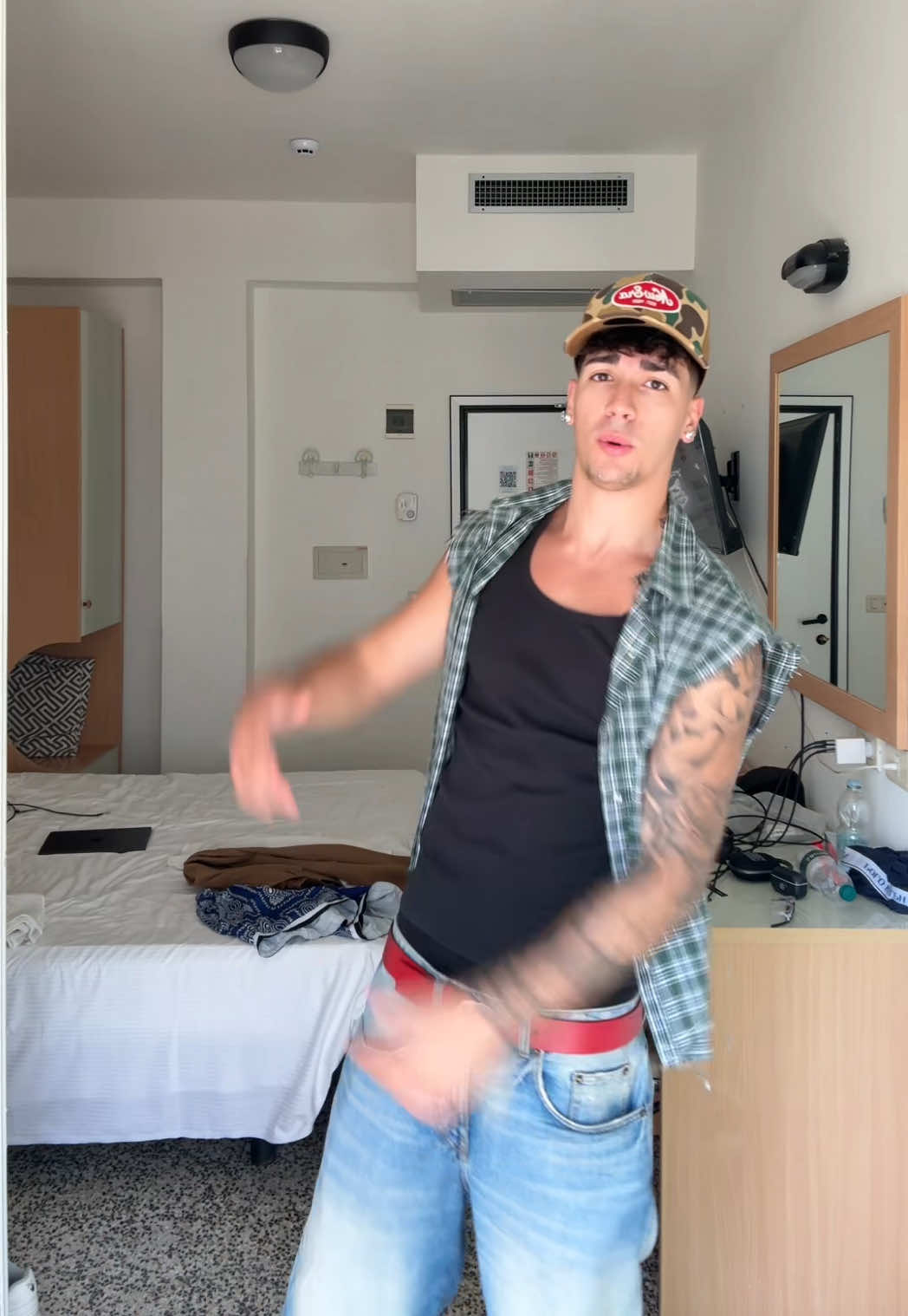 @teozano_