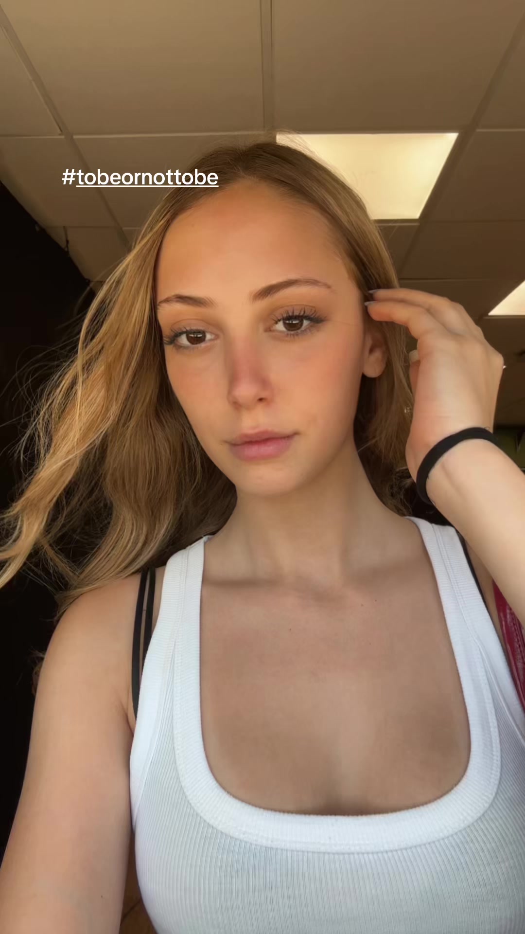 @N I  N  A