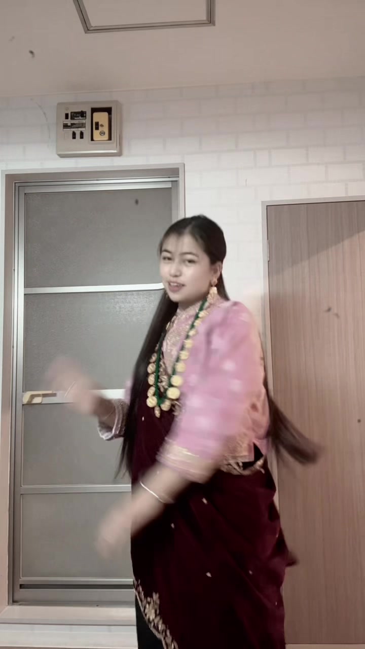@इशा गुरुङ🇯🇵🇳🇵