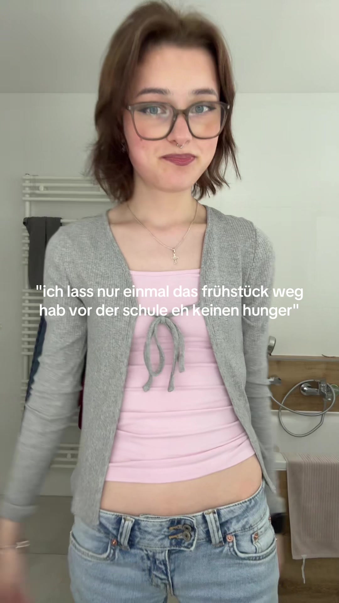 @￴