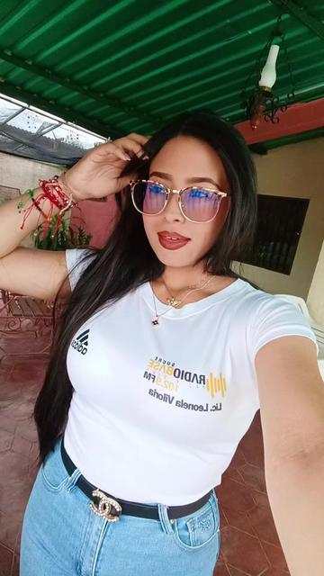 @Leonela Viloria👑