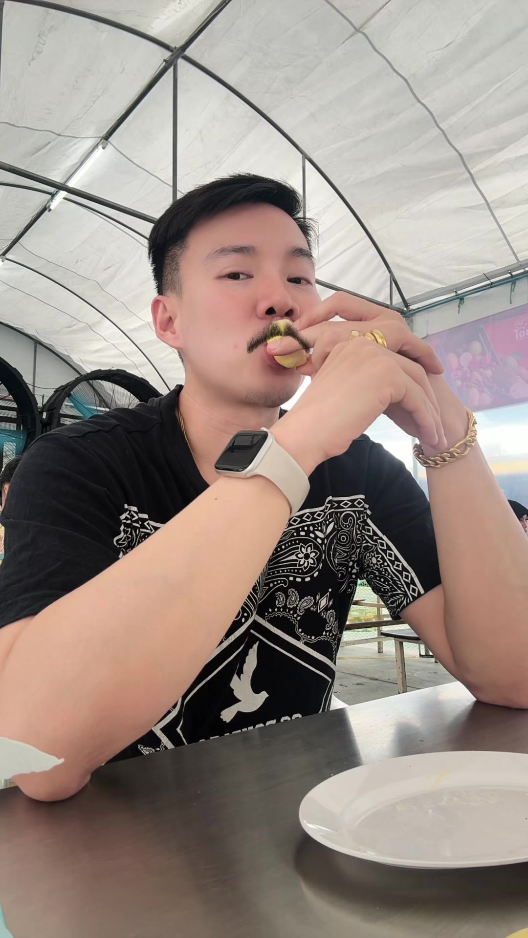 @Weerasak Sae-lim