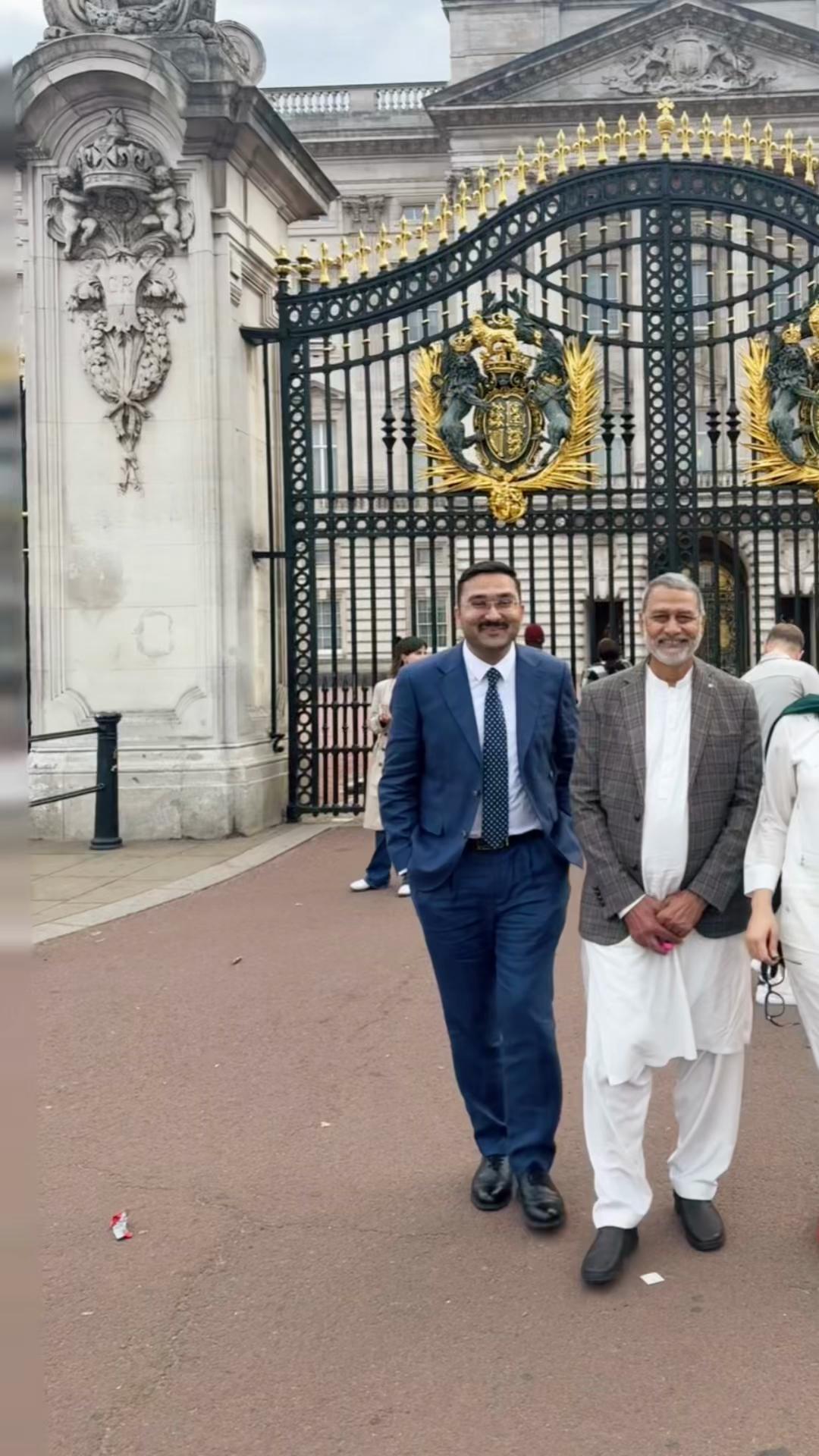 @Saad Awan🇵🇰🇬🇧