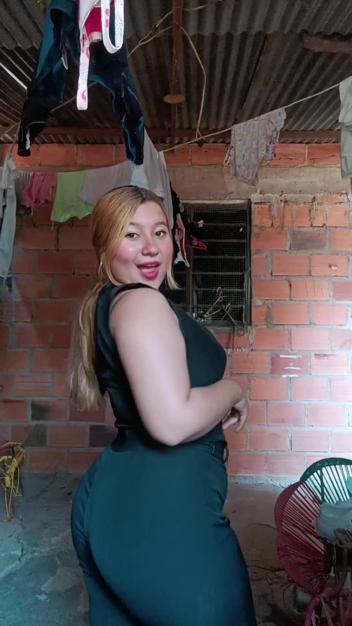 @Nayely