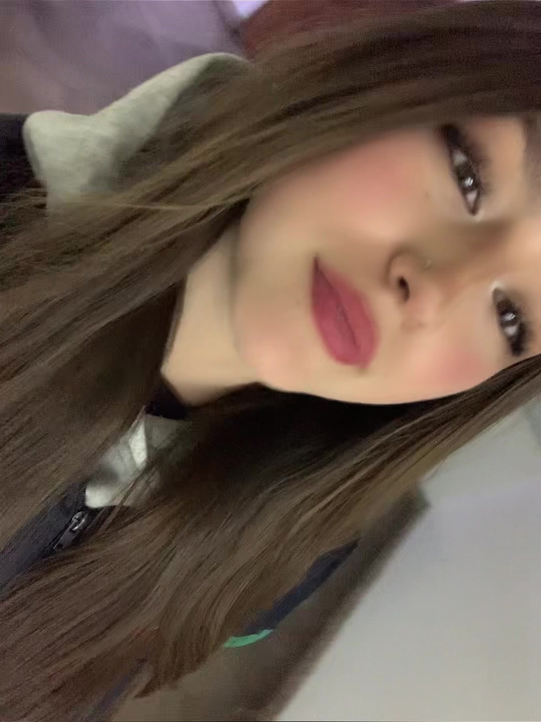 @𝓔𝓿𝓮 🍓