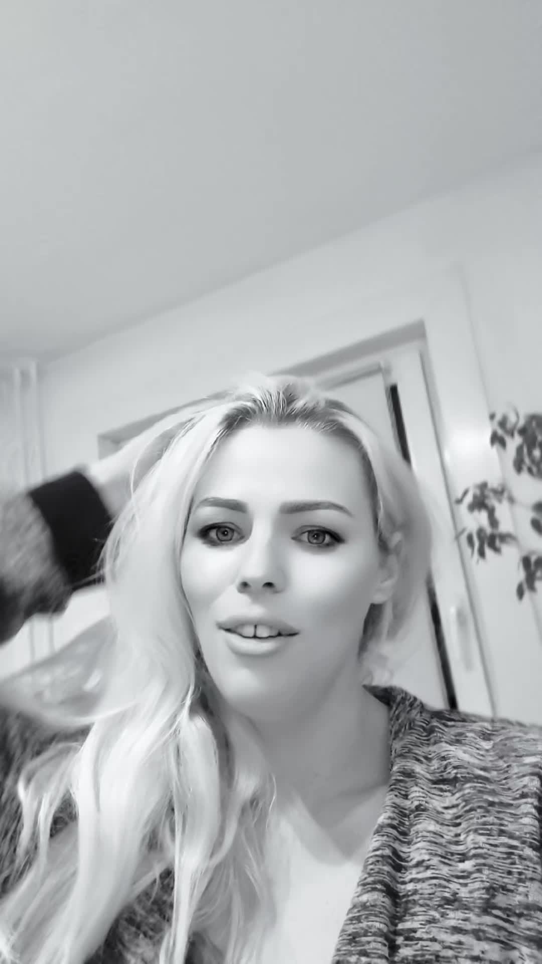 @Manuela