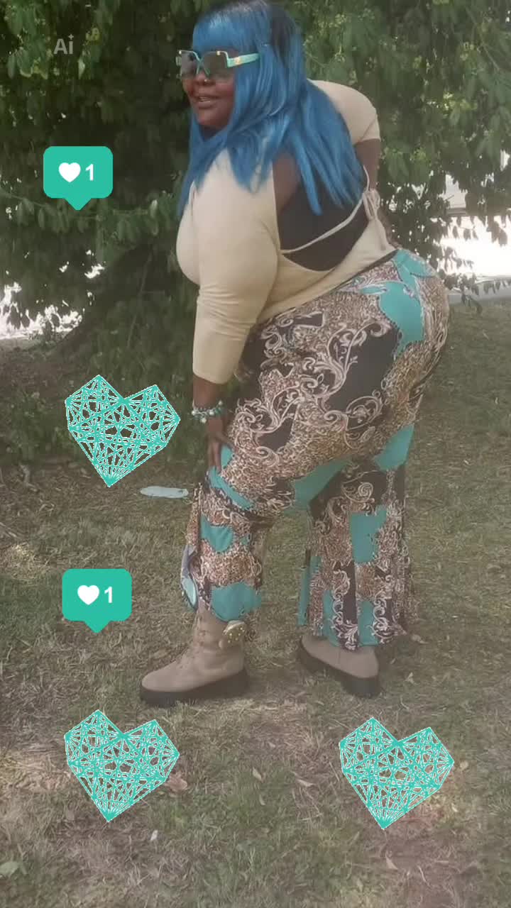@tika tika 2sexy