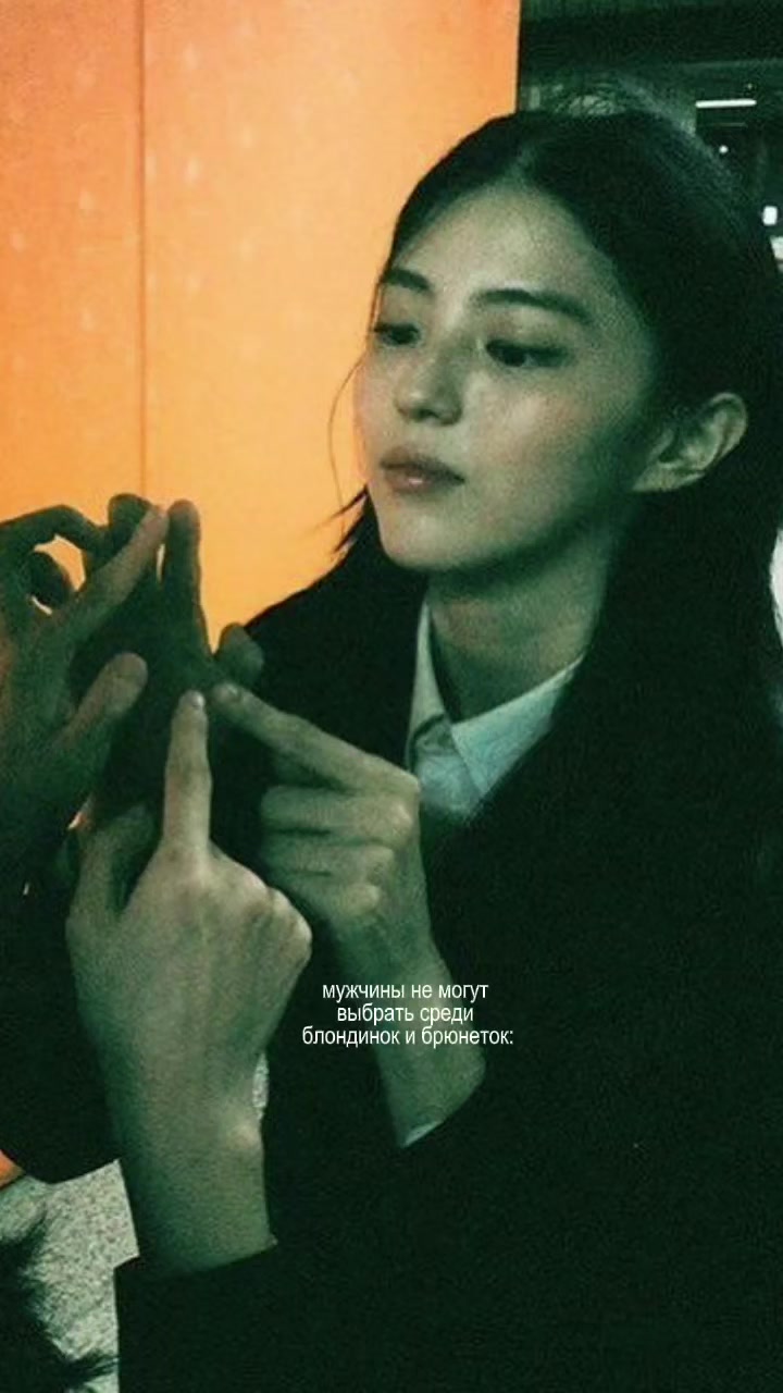 @𝓜𝓸𝓷𝓮𝓵𝓲.