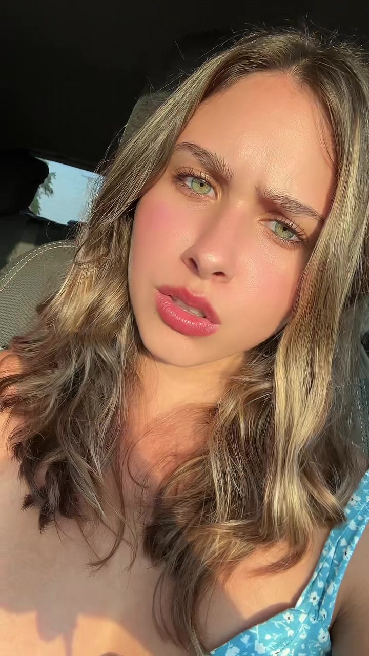 @sexy lexi
