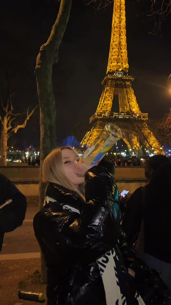 @كاروليشا