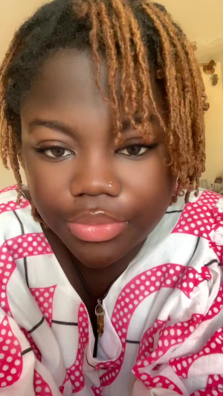 @Nardine Fatima Diompy🇸🇳