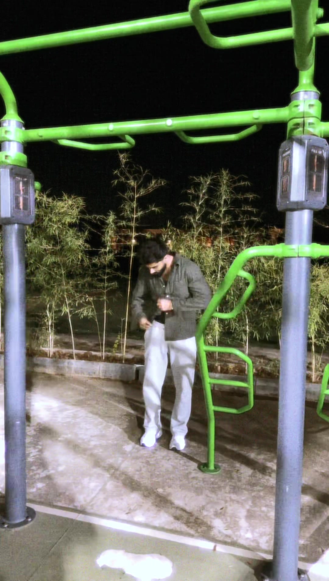 @😶&zwj;🌫️