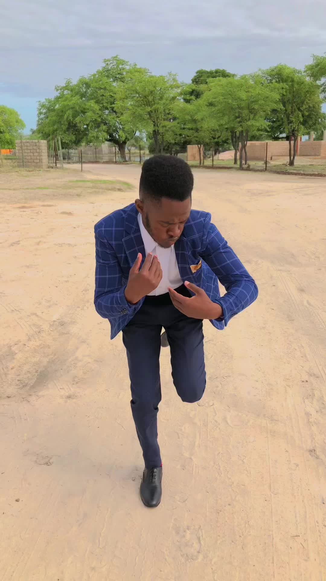 @The Guy🇳🇦