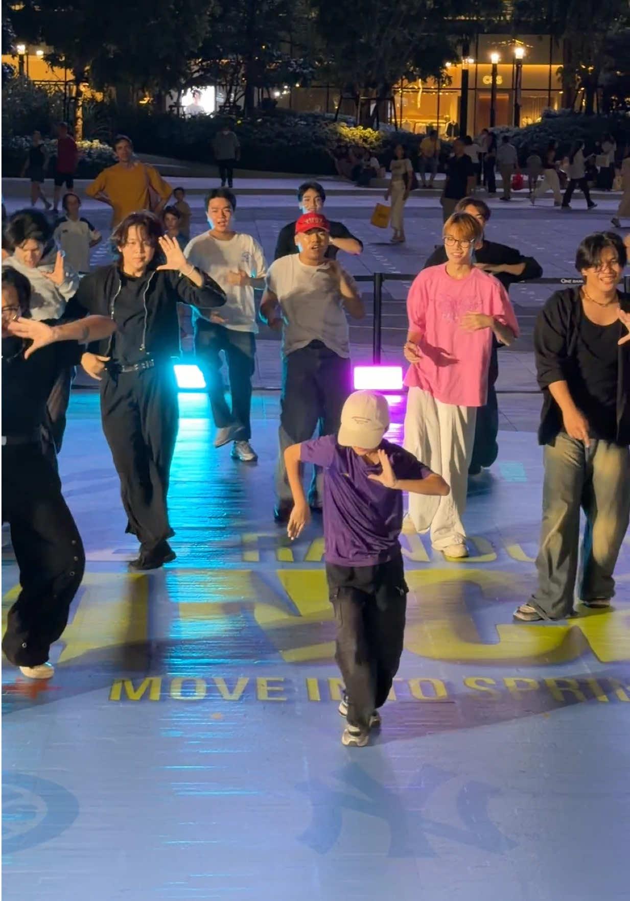 @Gravity Motion