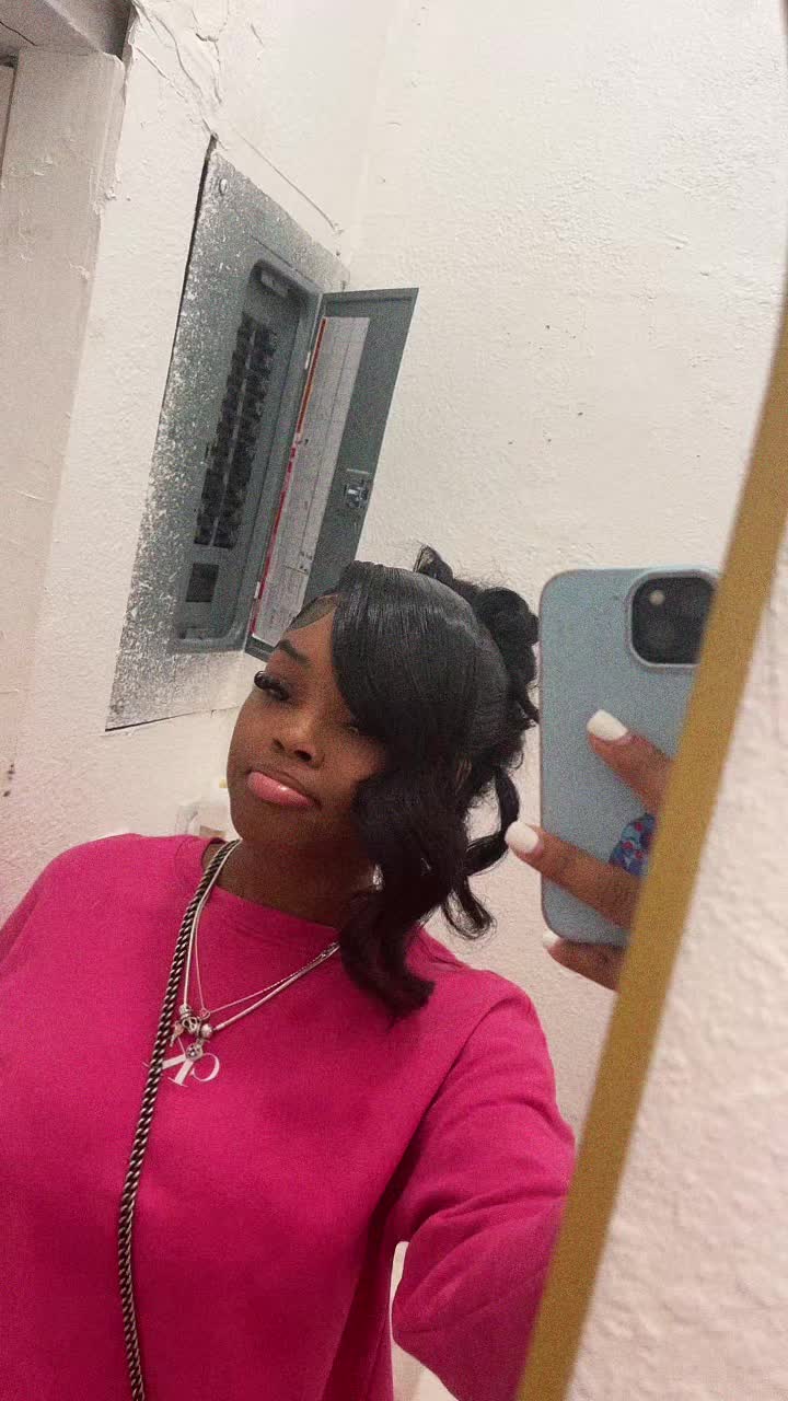 @somerandomprettygirl4809