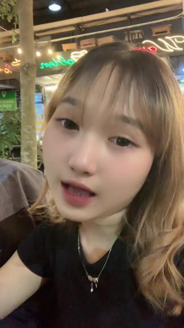 @tisaadrnsyh_