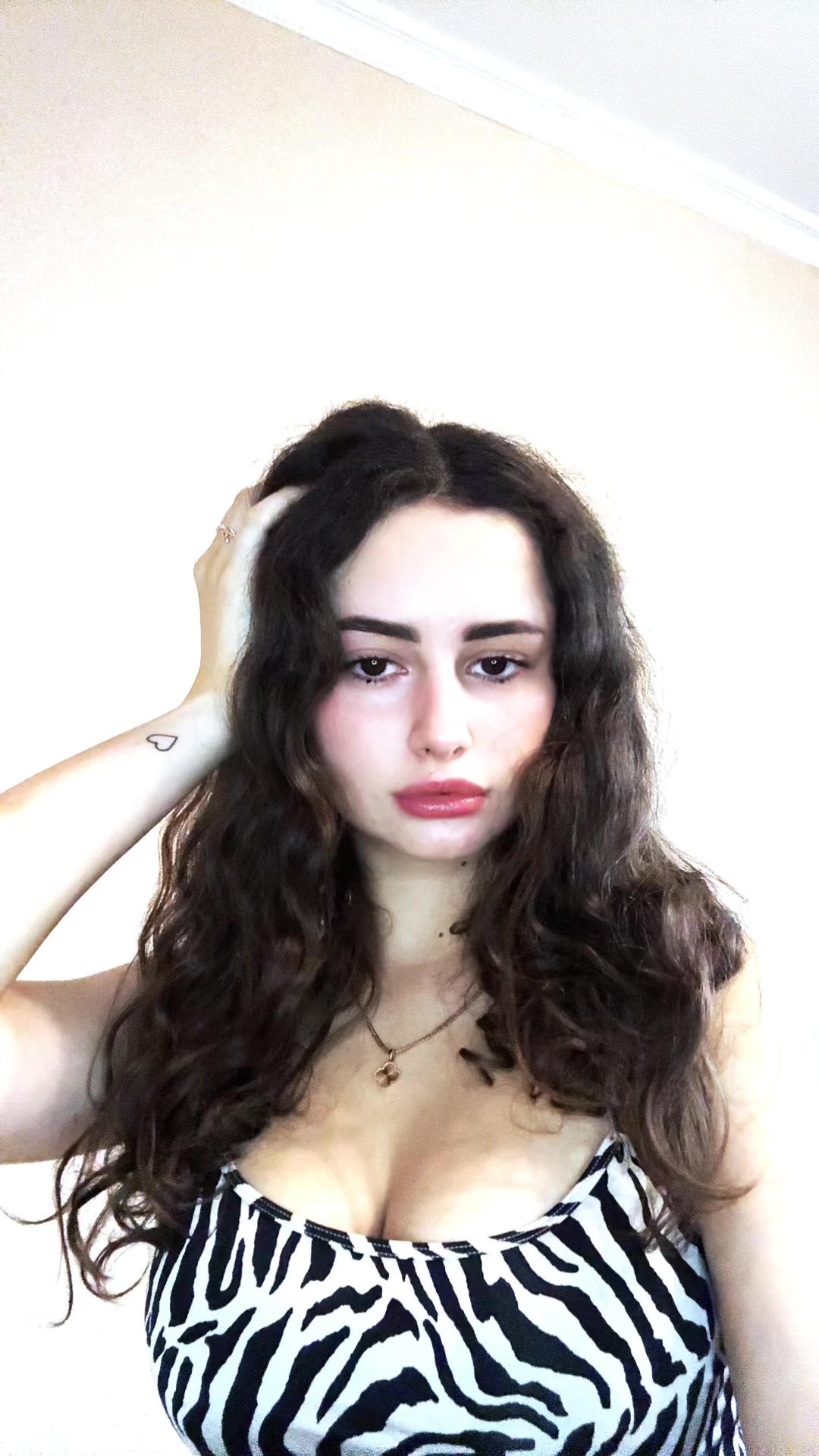 @Кучерява&ensp;👩🏽&zwj;🦱