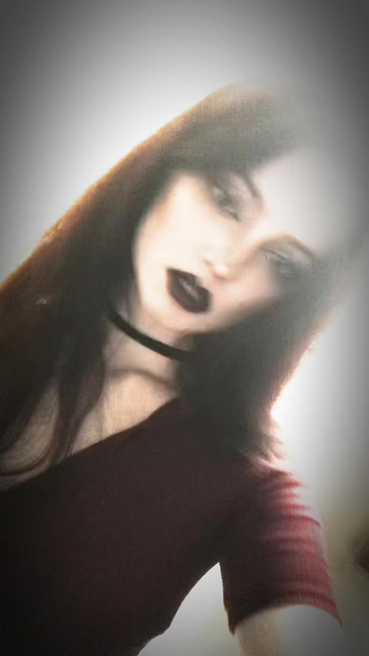 @𝔥𝔢&rsquo;𝔩𝔩𝔤𝔞𖤐