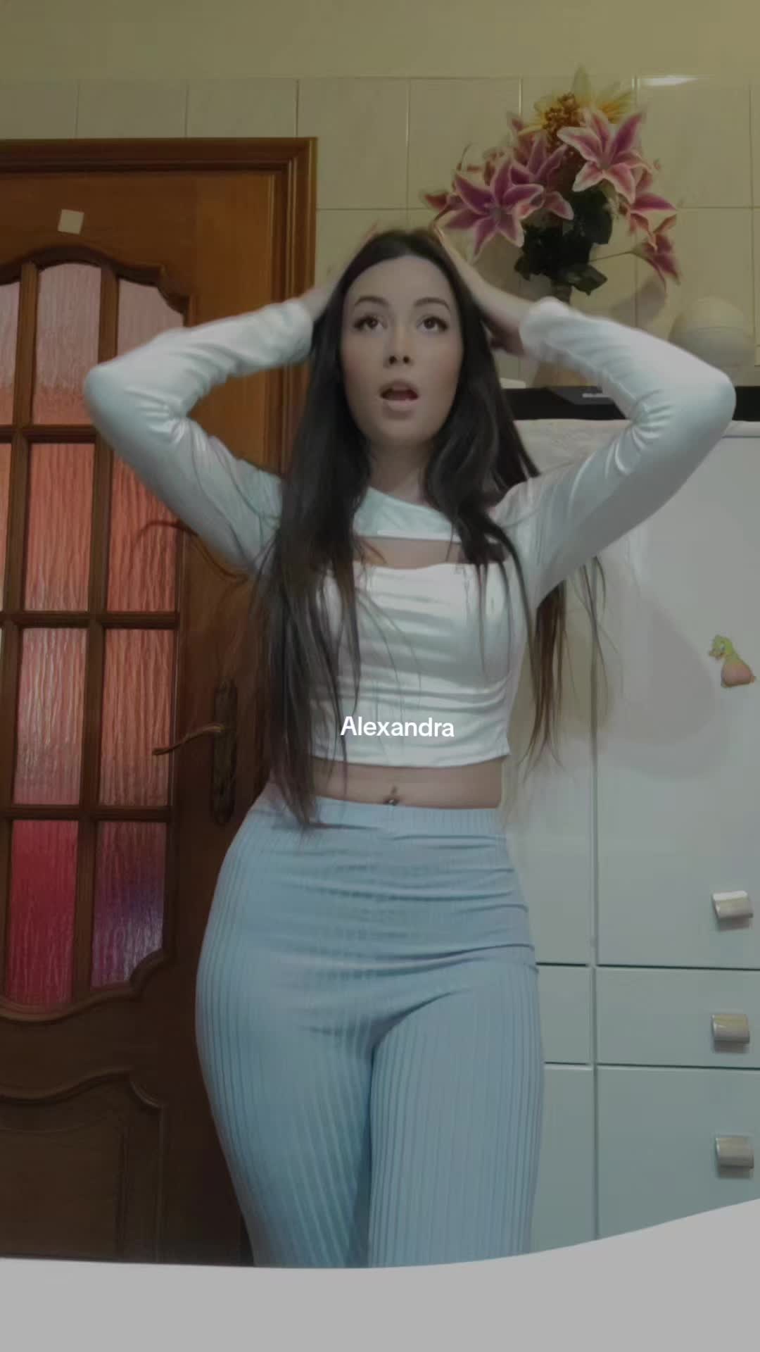@Alexandra Palaghia