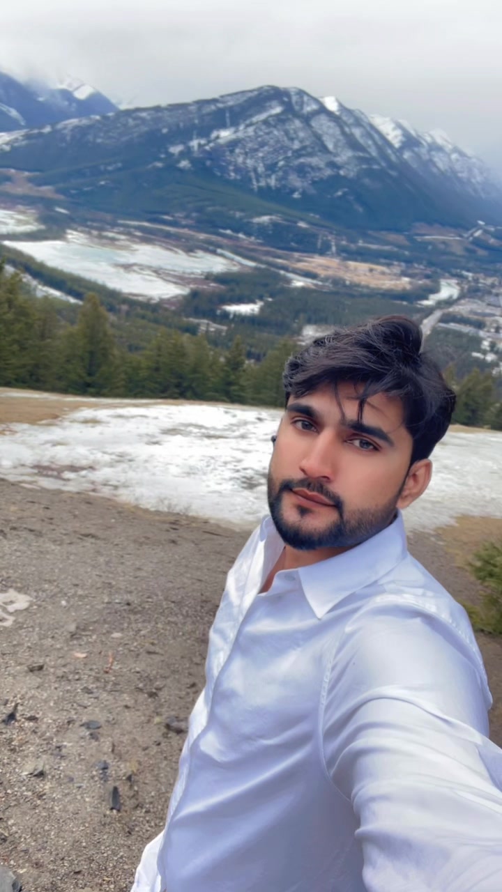 @Malik Waseem 🇵🇰🇨🇦