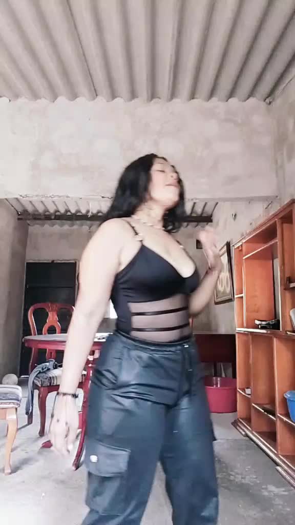 @Daniela Gonzalez Daniela Gonza