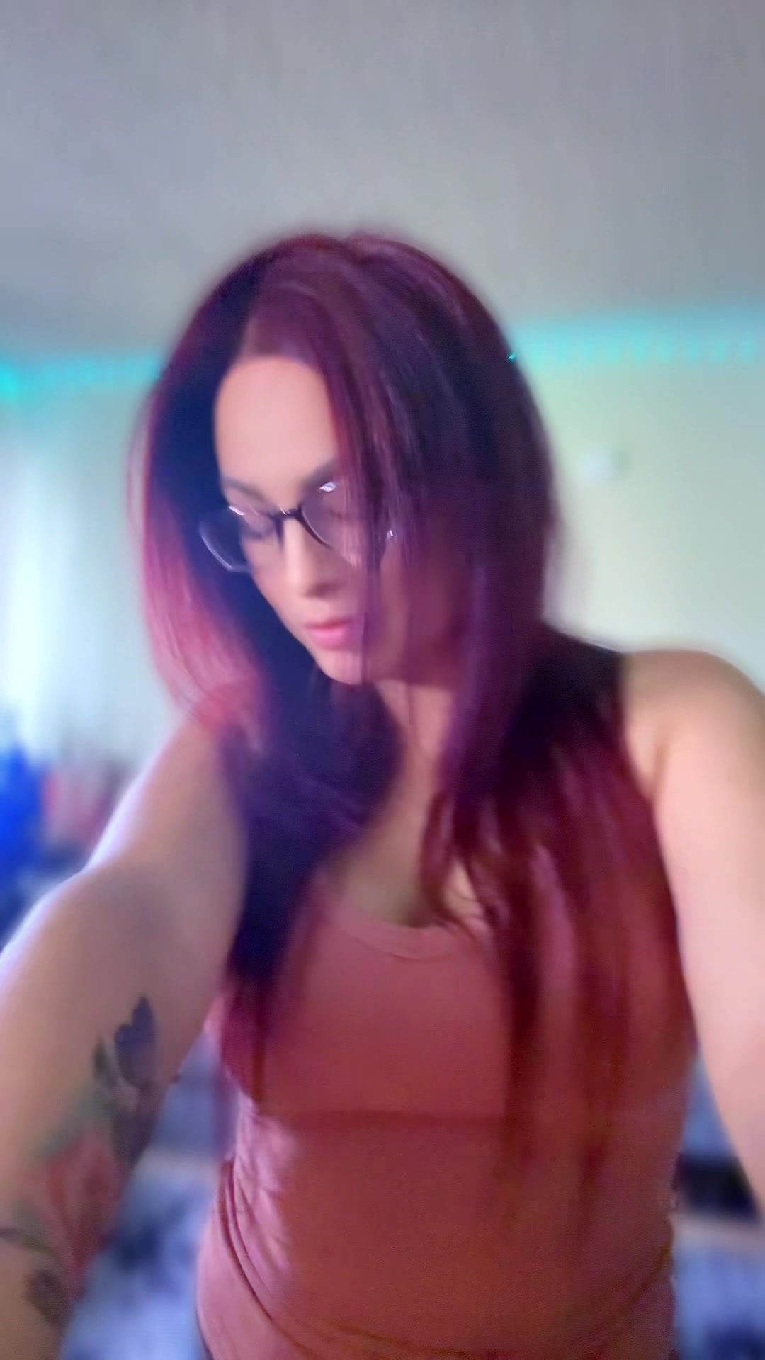 @KittynIza