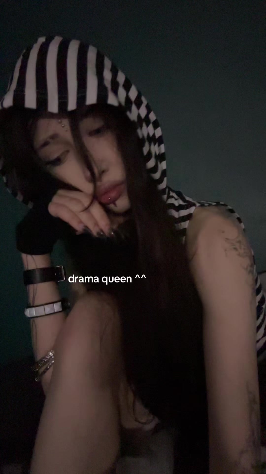 @h8telovr