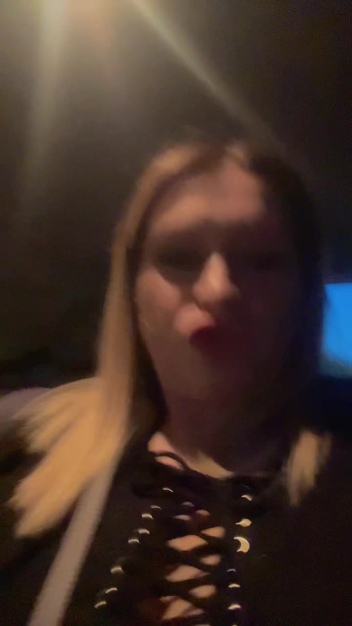 @Rosy_989