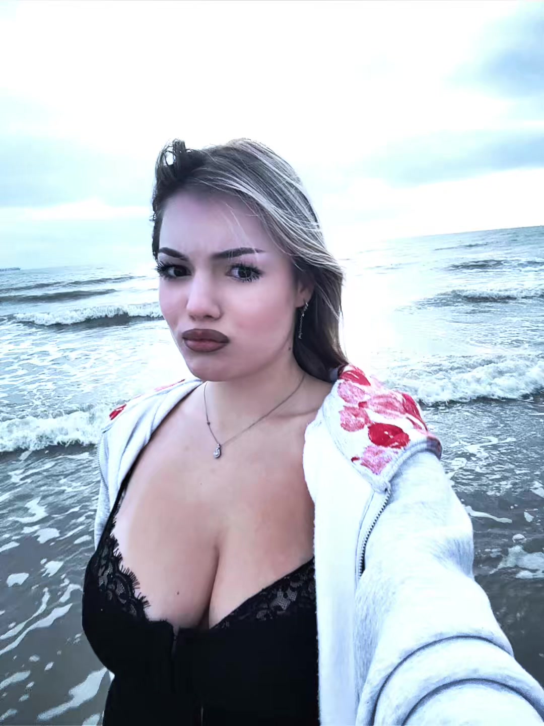 @evaxevis